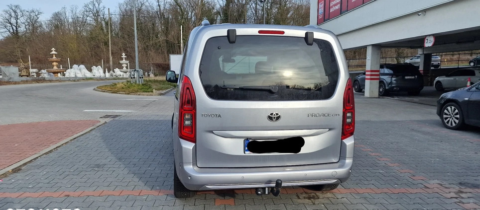 Toyota Proace City Verso cena 95000 przebieg: 82490, rok produkcji 2020 z Słubice małe 92